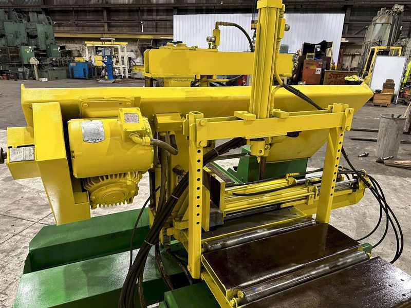 10" X 17" WF WELLS MODEL #W-10-2U AUTOMATIC HORIZONTAL DUAL POST BAND SAW: STOCK #21759