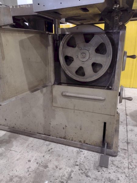 36" DOALL MODEL 3613-2 VERTICAL SAW: STOCK #21721