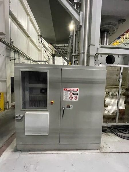 Pacific 1350D 80″ x 123″ Straight Side 1350 Ton Hydraulic Press