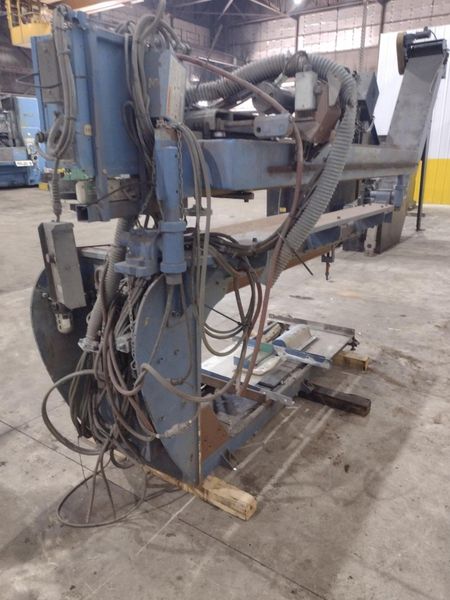 72" JETLINE SEAM WELDER WITH 3-WAY COPPER GROOVE BOTTOM CLAMP & MILLER COMPONENTS: STOCK #23642
