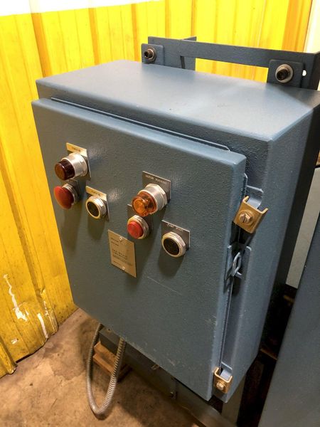 60,000 LBS RIEHLE MODEL #60-HD SERIES PUSH - PULL UNIVERSAL HYDRAULIC TEST STAND: STOCK #16726