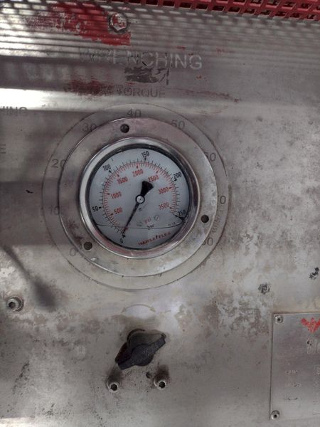 10" WEATHERFORD MODEL "SUT" PORTABLE PIPE HYDRDAULIC BREAK-OUT & BUCKING MACHINE: STOCK #18037