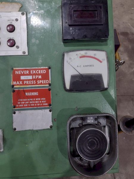 75 TON X 42" X 24" L&J MODEL #EM275 HIGH SPEED STRAIGHT SIDE STAMPING PRESS, 2.5" STROKE: STOCK