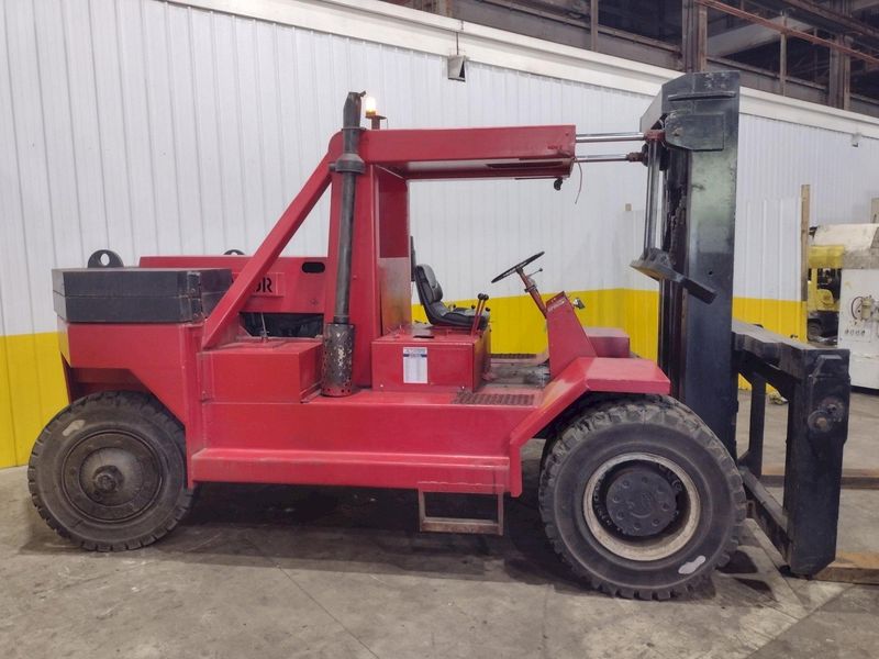 50,000 LB CAPACITY TAYLOR (EAGLE FRAME) MODEL #YS DETROIT DIESEL HEAVY DUTY FORKLIFT: STOCK #181