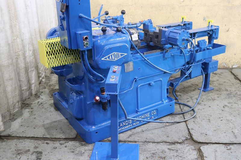 1-1/2" LANDIS DOUBLE HEAD THEADER: STOCK #71506