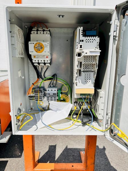Schnell Motorized Wire Payoff - Heavy Duty