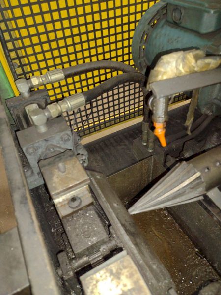 2.5" JR AUTOMATION TUBE DEBURRING & ID CHAMFERING MACHINE: STOCK #19033