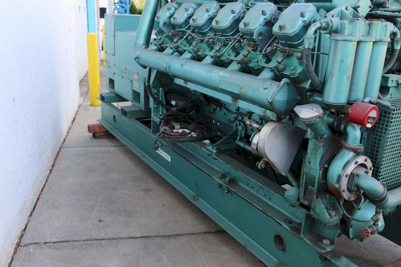 500 KW FAIRBANKS MORSE MODEL 500T-12V STAND BY DIESEL GENERATOR: STOCK