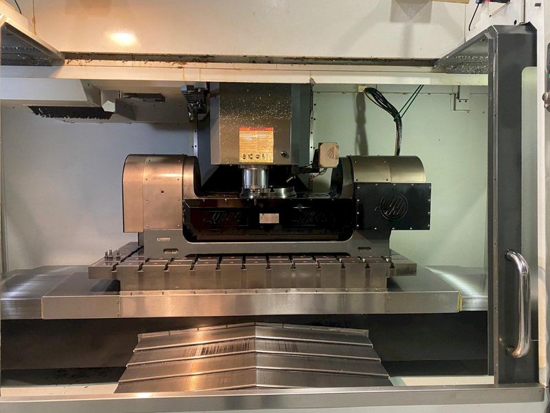 USED HAAS VM-6 64" X 28" 5-AXIS VERTICAL CNC MACHINING CENTER, Stock# 10913, Year: 2012