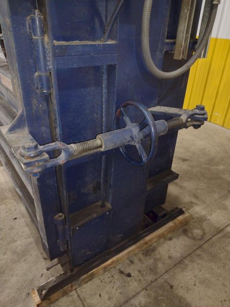 60" X 48" X 30" MAX-PAK MODEL #MP-60-E VERTICAL HYDRAULIC CARDBOARD BALER: STOCK #23656