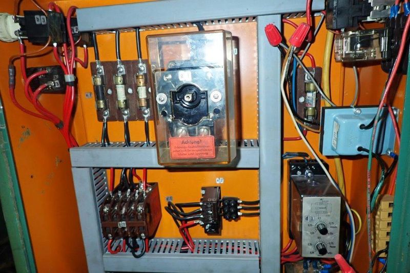 Wafios N1 Nail Header