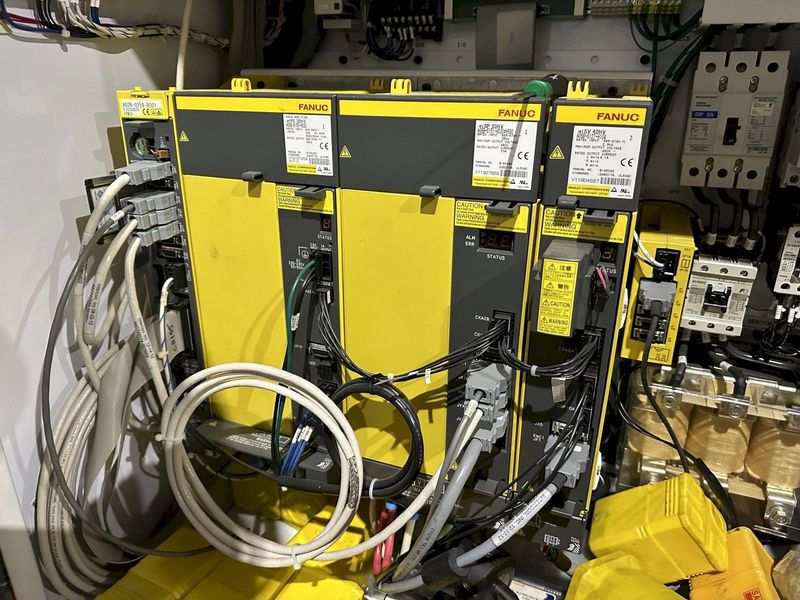 25 HP SERVO DRIVEN KRC PORTABLE CNC DRILL, TAP & REAMING MACHINE WITH FANUC CONTROLS: STOCK #174