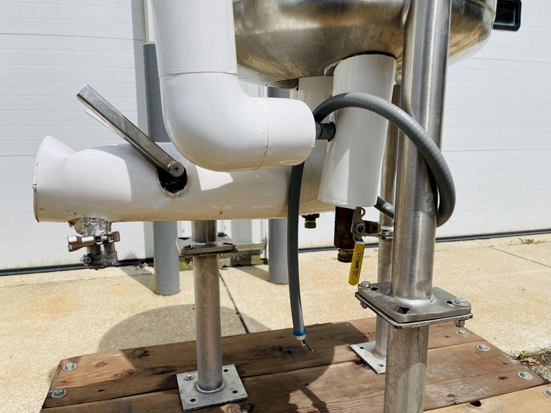 Martin Petersen Co. 33 Gallon Stainless Steel Jacketed Mix Tank