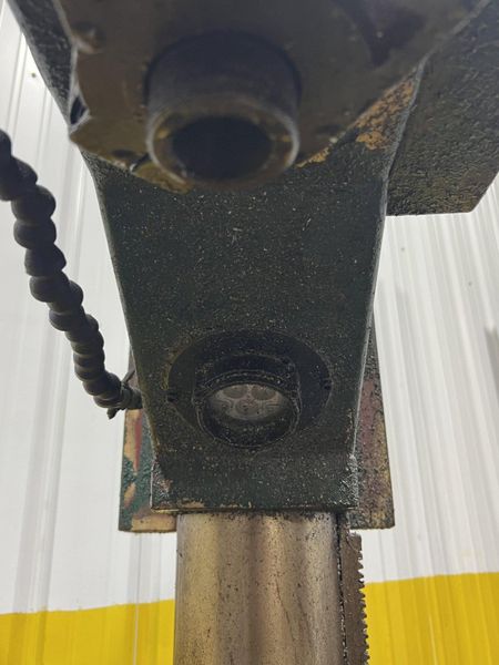 27" GRIZZLY MODEL #G0756 HEAVY DUTY DRILLING & TAPPING SINGLE SPINDLE DRILL:: STOCK 16885