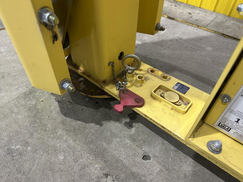 20' HIGH SALA MODEL #8530558 JIB STYLE FALL ARREST SAFETY SYSTEM: STOCK #22176