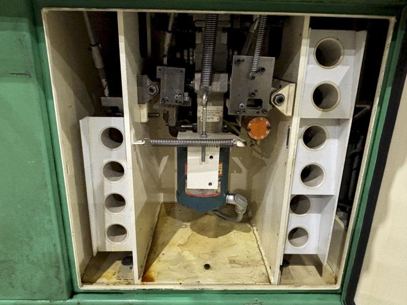 1.5" GIDDINGS & LEWIS WINSLOMATIC MODEL HR DRILL POINT GRINDER & TOOL SHARPENER: STOCK #22072