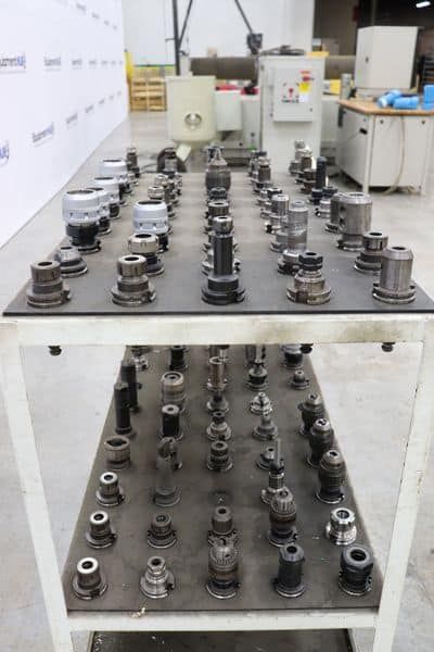 (85) Assorted CAT 40 Tool Holders in Cart
