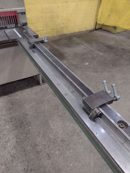 10' X 10 GA CHICAGO MODEL #UA10-135 HYDRAULIC SHEAR: STOCK #17508