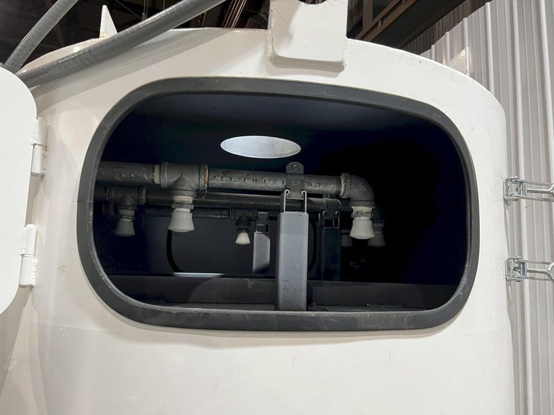 40 HP x 4 STATION CLEAN AIR TECHNOLOGIES / EUROVAC INDUSTRIAL TRANSIT & BUS CENTRAL VACUUM SYSTE