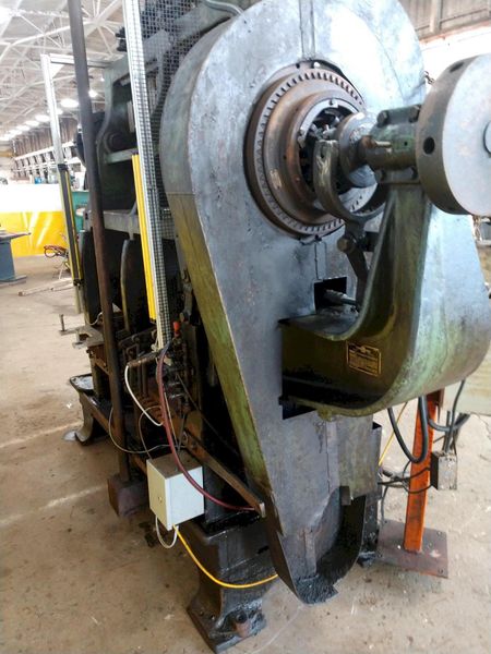 WATERBURY FARRELL 2010 EYELET TRANSFER PRESS: STOCK #12104