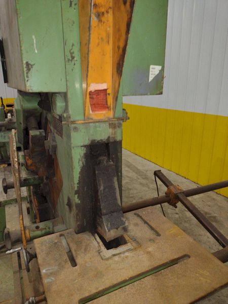 110 TON PEDDINGHAUS "PEDDIWORKER" 1100G HYDRAULIC IRONWORKER: STOCK #22724