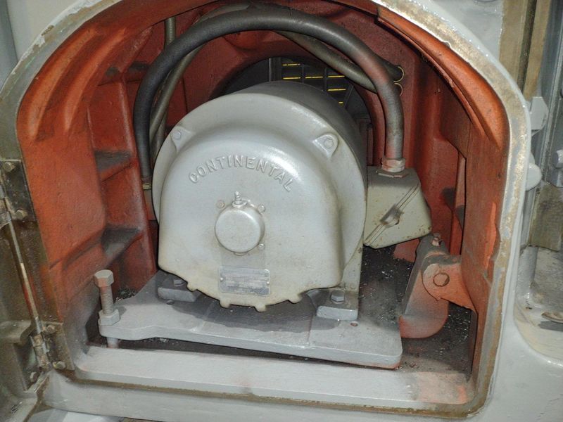15 HP KEARNEY & TRECKER MODEL #4CH VERTICAL MILL: STOCK #22776
