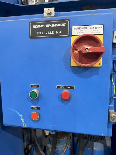 20 HP VAC-U-MAX MODEL #1500FV PORTABLE VACUUM DUST COLLECTOR: STOCK #20581