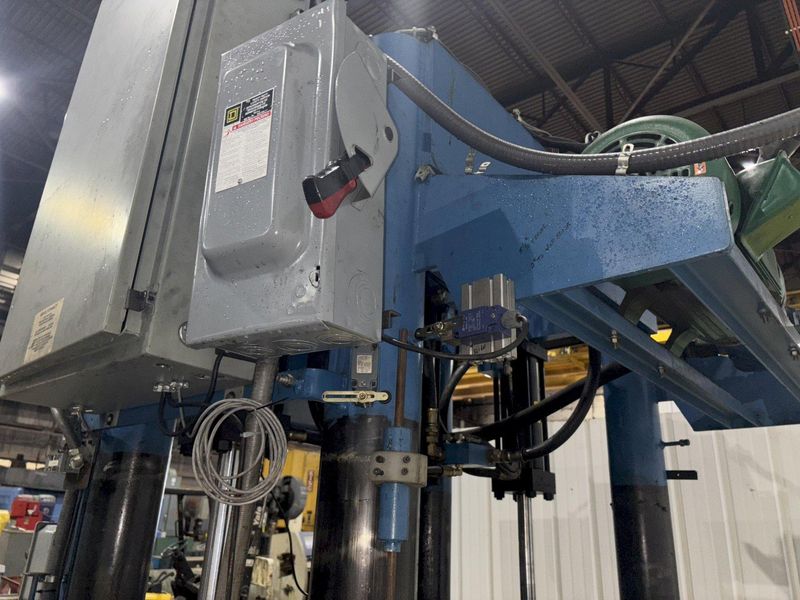 BECKWOOD 4 POST HYDRAULIC PRESS: STOCK #23242