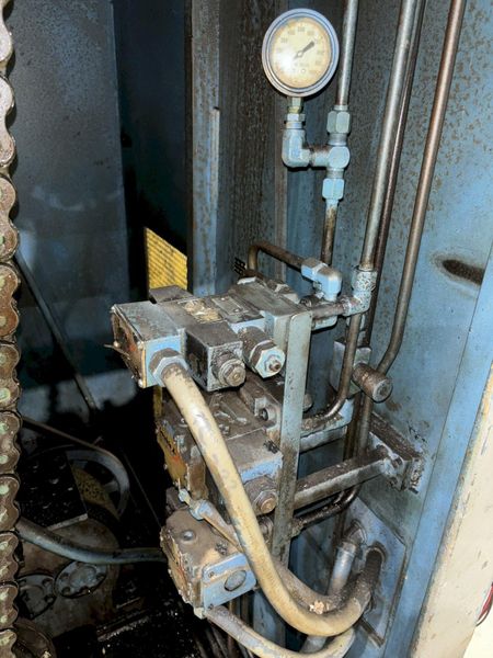 30,000 LB X 60" SESCO MODEL #55-523 MOTORIZED COIL REEL UNCOILER W/ COIL CAR: STOCK #21952