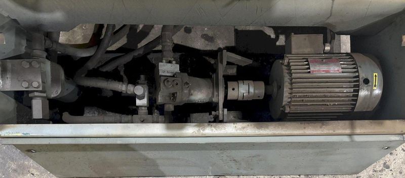 95 TON IRON CRAFTER MODEL 95-95 HMW HYDRAULIC IRON WORKER: STOCK #23333