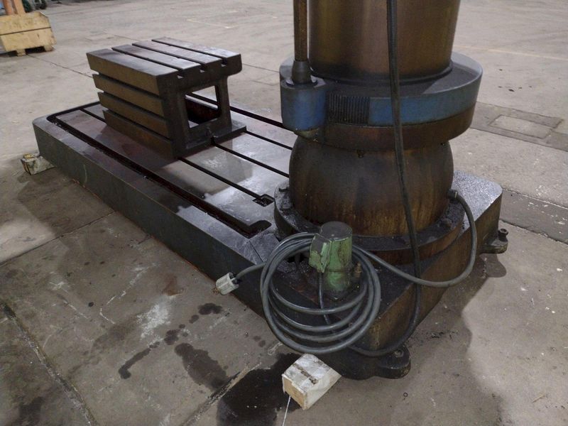 5' x 13" SHARP MODEL #RD-1600 RADIAL ARM DRILL: STOCK #18542