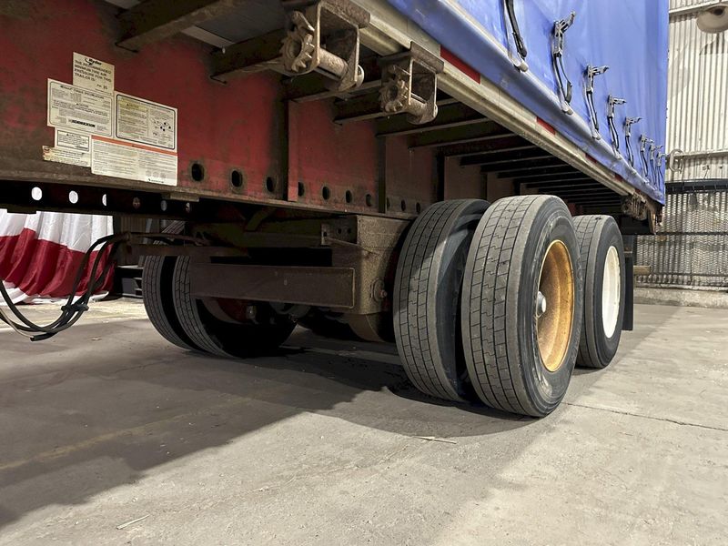 2007 X 53' UTILITY MFG  SLIDING CURTAIN-SIDE SEMI TRAILER: STOCK #19607