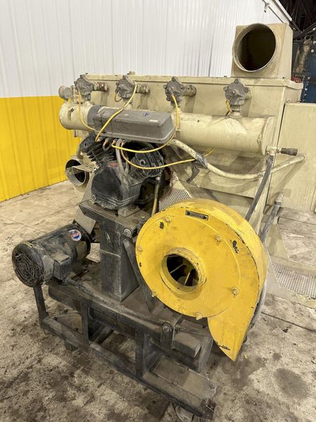 13" WIDE X 15 HP GOFF MODEL #15E13 PORTABLE SURFACE & FLOOR SHOT BLASTER & DUST COLLECTOR: STOCK
