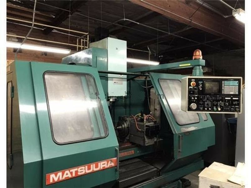EQUIPPED WITH YASNAC MX-3, FULL 4TH AXIS, LIVE CENTER, 30 ATC, INCLUDES 55 BT-40 TOOL HOLERS, RIGID TAPPING, NEW SPINDLE DRIVE, VERY CLEAN, UNDER POWER & RUNNING