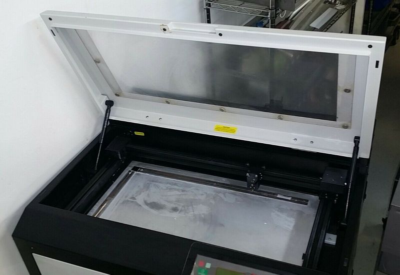 35 Watts Refurbished Laser Engraving Cutting System