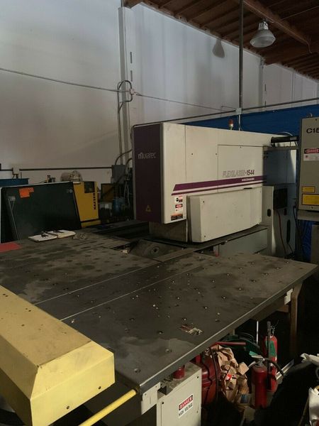 FANUC 16-LC, 1500 WATT, 40"X48" TRAVELS, 18 STATION TURRET, 10 TON PRESS