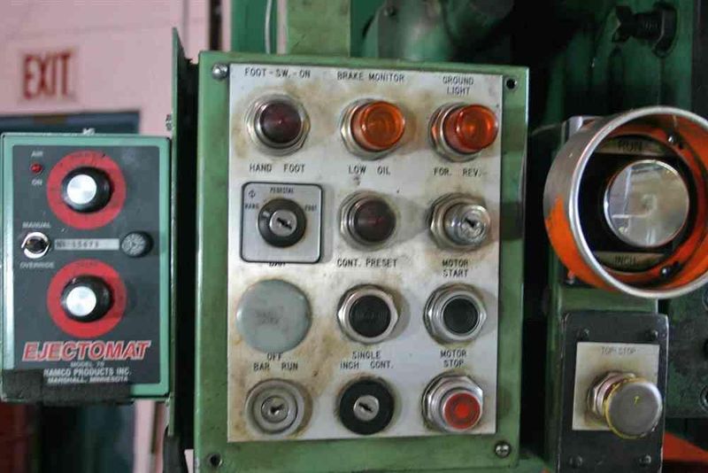 80 TON L & J MODEL MODEL #80 OBI BG PRESS: STOCK #52554