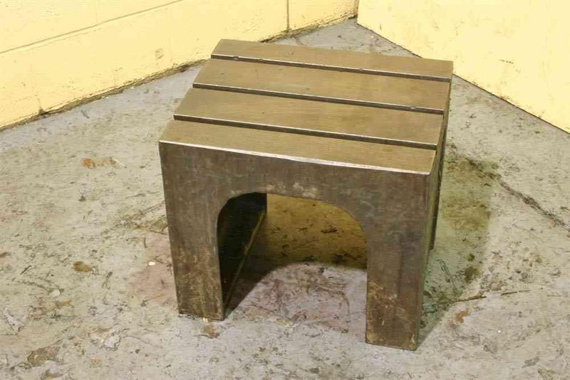 19.5' X 16' X 17' BERGONZI BOX DRILL TABLE:  STOCK #52733