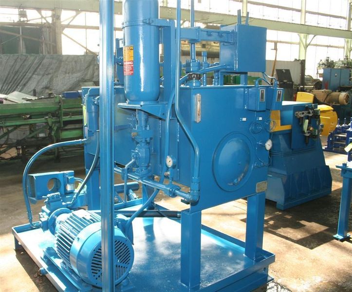 20-1/2" FATA HUNTER MACHINE CONCEPTS HYDRAULIC RECOILER:  STOCK #55211