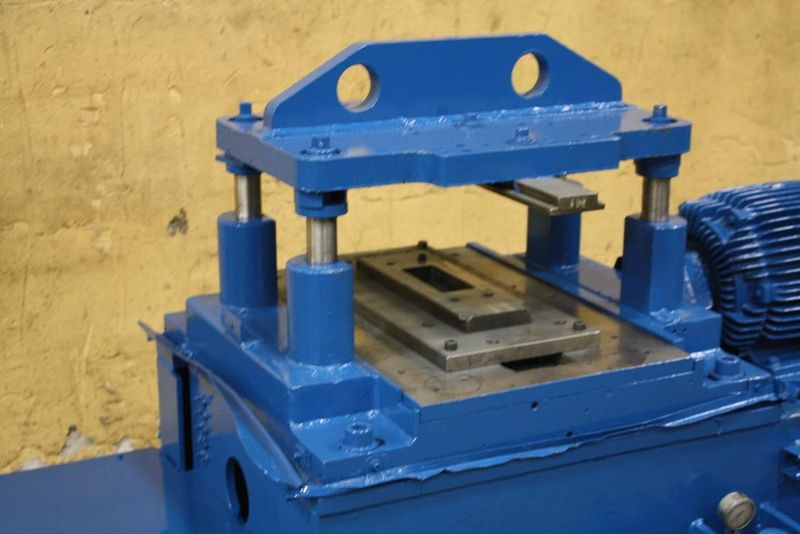 TISHKEN 4 POST MECHANICAL CUTOFF PRESS:  STOCK #67390