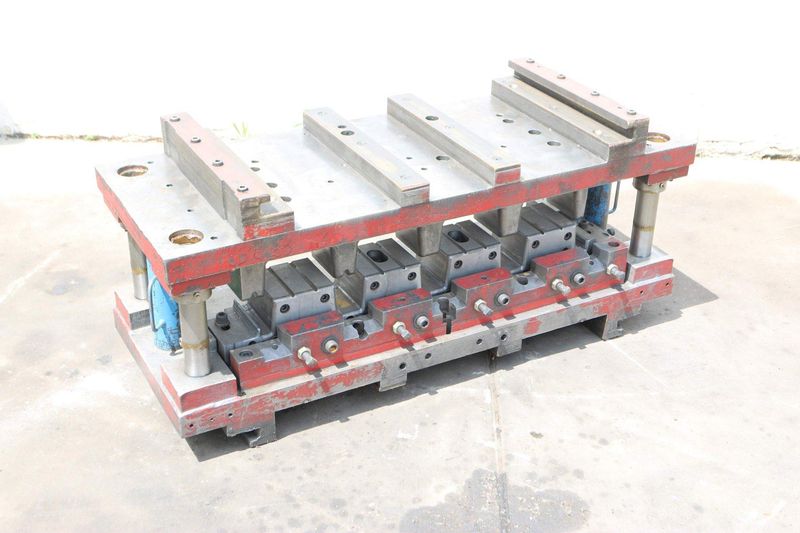 CUTOFF DIE: STOCK #