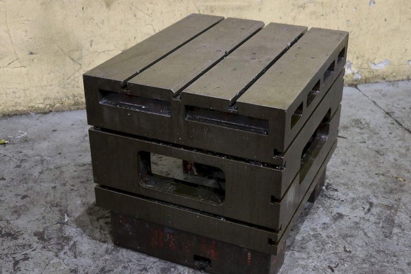 36' X 30' X 30' CUSTOM BOX DRILL TABLE: STOCK #73089