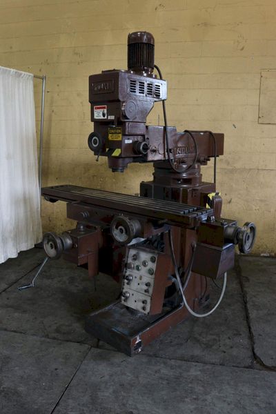 4HP INDUMA MODEL #4SA RAM TYPE VERTICAL MILL: STOCK #73329