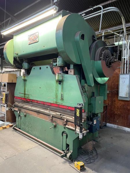 375 Ton x 10ft Chicago Model 606-D Mechanical Press Brake