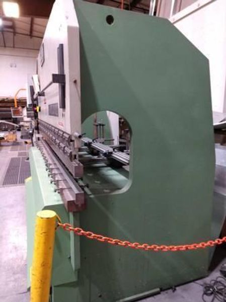 110 Ton x 10' Guifil PE30-100 Hydraulic Press Brake