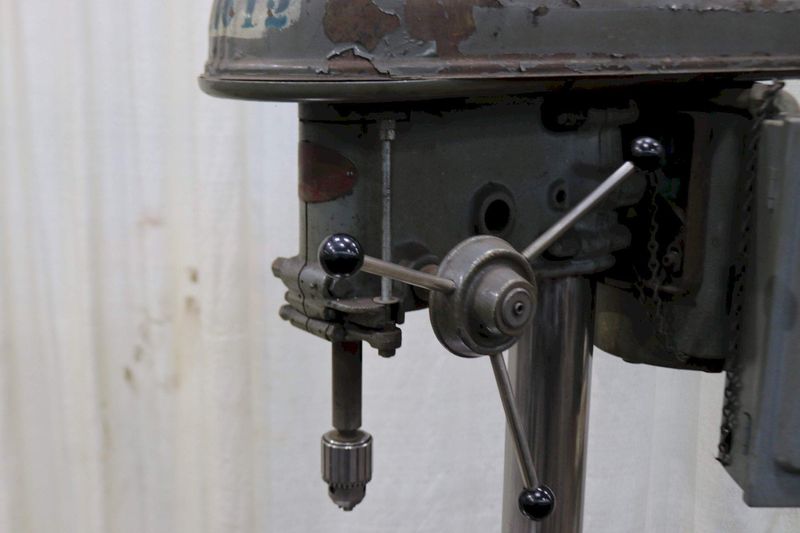17" DELTA SINGLE SPINDLE DRILL: STOCK #73608