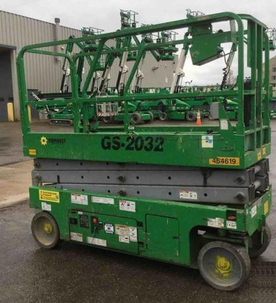 GENIE MODEL GS-2032 ELECTRIC SCISSOR LIFT: STOCK #73016