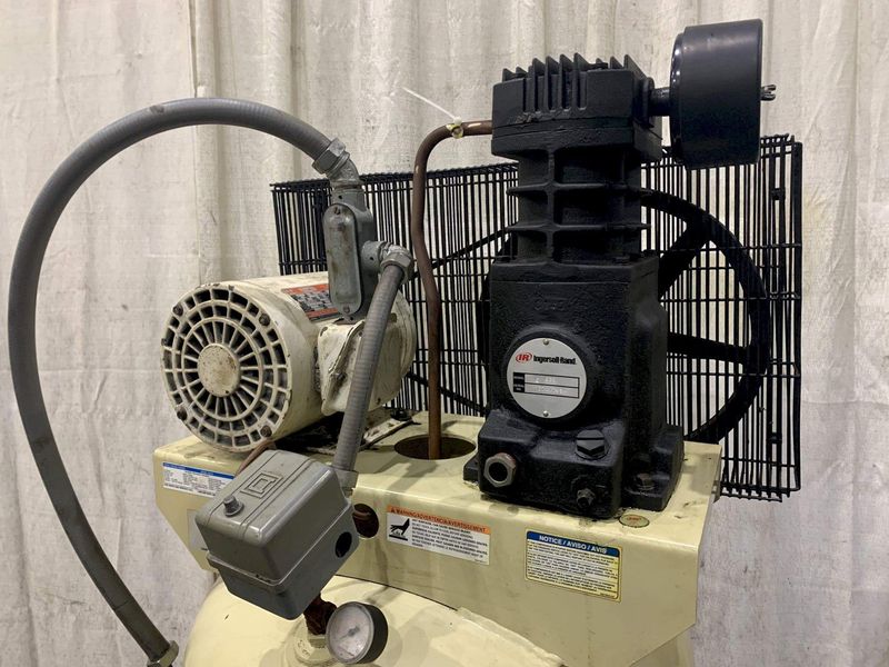 5 HP INGERSOLL RAND AIR COMPRESSOR: STOCK #72746