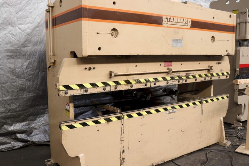 100 TON X 10'   STANDARD HYDRAULIC PRESS BRAKE: STOCK#72645
