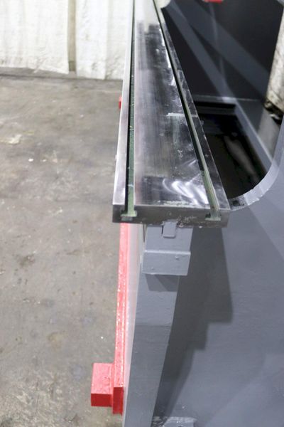 50 TON X 10' LVD HYDRAULIC PRESS BRAKE: STOCK #72646